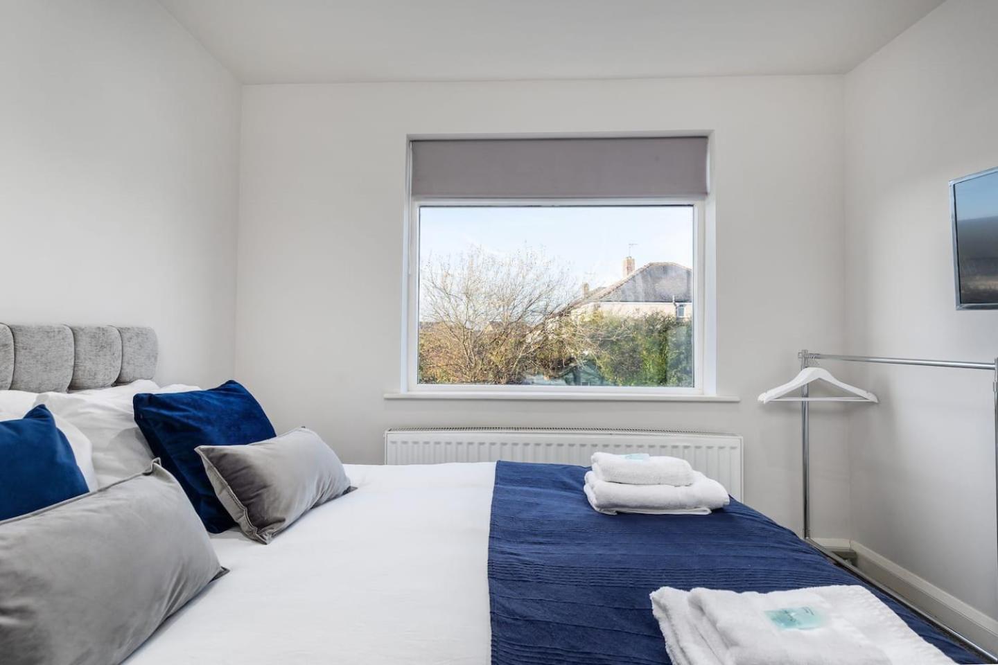 Superb, Newly Extended House Near Peak District Holiday home *